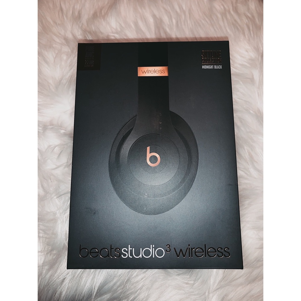 ❌ SOLD ❌ Beats Studio 3